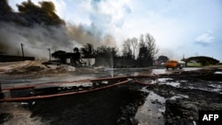 Vista del área destruida por el incendio de los tanques de petróleo en Matanzas