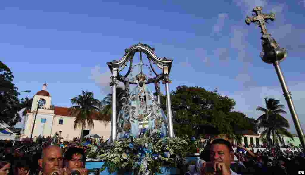 CELEBRACIÓN VIRGEN DE REGLA EN CUBA