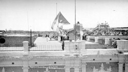 La bandera cubana el 20 de mayo de 1902.