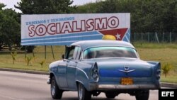 El 14 de junio arrancó en Cuba el proceso de consultas para la "construcción de un socialismo próspero y sostenible", con el que el gobierno busca democratizar su nuevo evangelio.