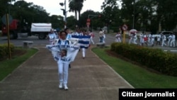 Marcha domingo 20 de diciembre Reporta Cuba Foto Angel Moya