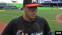 José Fernández lanzador cubano de los Marlins recibe elogios en su debut