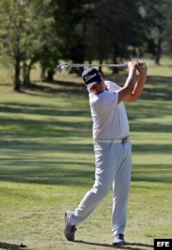 Antonio Castro Soto del Valle participa en un "clinic" (clase intensiva) impartido por el golfista español Miguel Ángel Jiménez , en La Habana (Cuba).