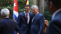 Pedro Sánchez junto al gobernante cubano Miguel Díaz-Canel, en La Habana, en noviembre de 2018. REUTERS/Alexandre Meneghini