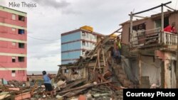 Destrozos luego del paso del huracán Matthew por Baracoa/ Tomada del Twitter de Mike Theiss