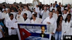 Médicos cubanos varados en Bogotá. Foto archivo.