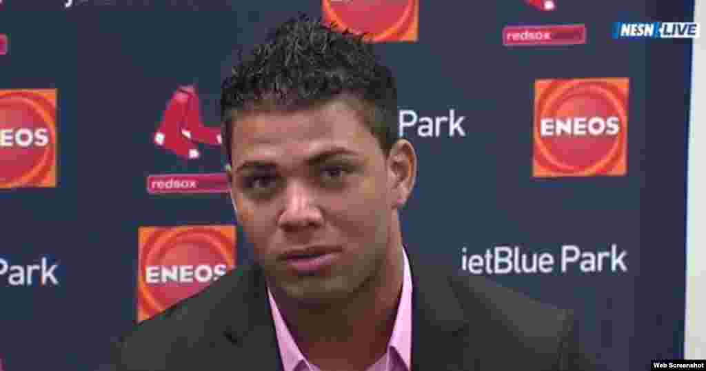 Yoan Moncada fue presentado por las Medias Rojas de Boston el 13 de marzo de 2015.