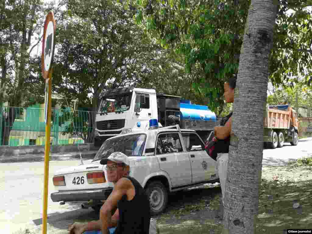 Dos obreros muertos murieron electrocutados en San Francisco de Paula por negligencia de la Empresa de Saneamiento de Aguas de La Habana, según el reportero independiente Steve Maikel Pardo. &nbsp;